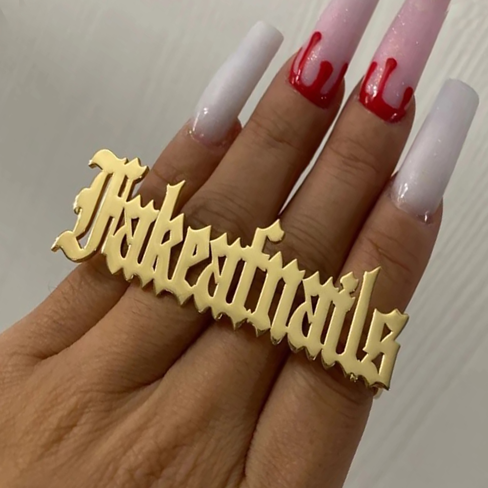 男性と女性のためのゴシックカスタムリング,プレミアムステンレ - Initial Ring Custom のレビューと価格